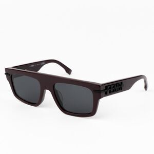 NEW Fendi FE40091U FENDIGRAPHY 69A Bordeaux Grey Unisex Square Sunglasses